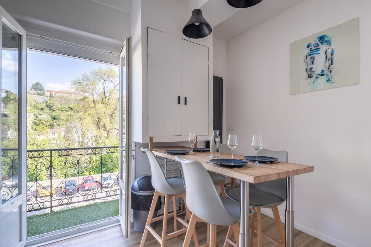 Superbe Appartement Dans Le Centre Historique ポアティエ エクステリア 写真
